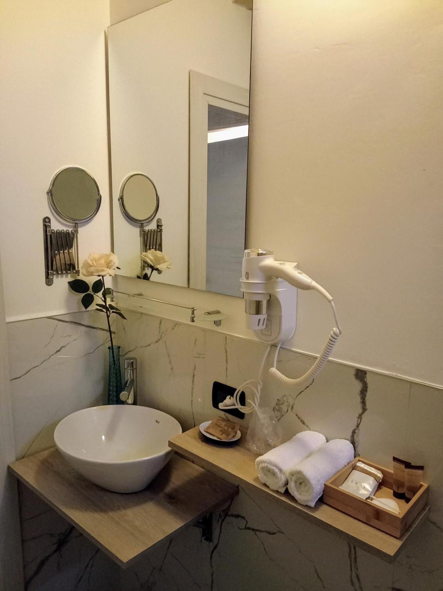 Casa Daniela Villa Desenzano del Garda Eksteriør billede